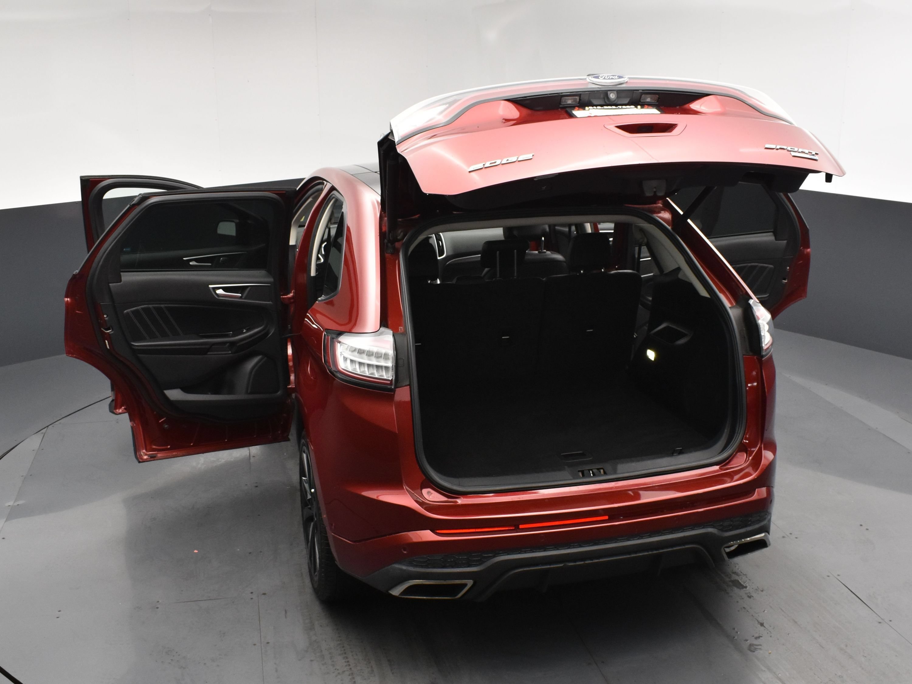 Used 2016 Red Ford Sport image 21