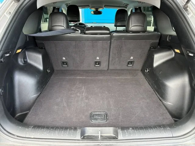 Used 2020 Silver Jeep Latitude Plus 4x4 image 5
