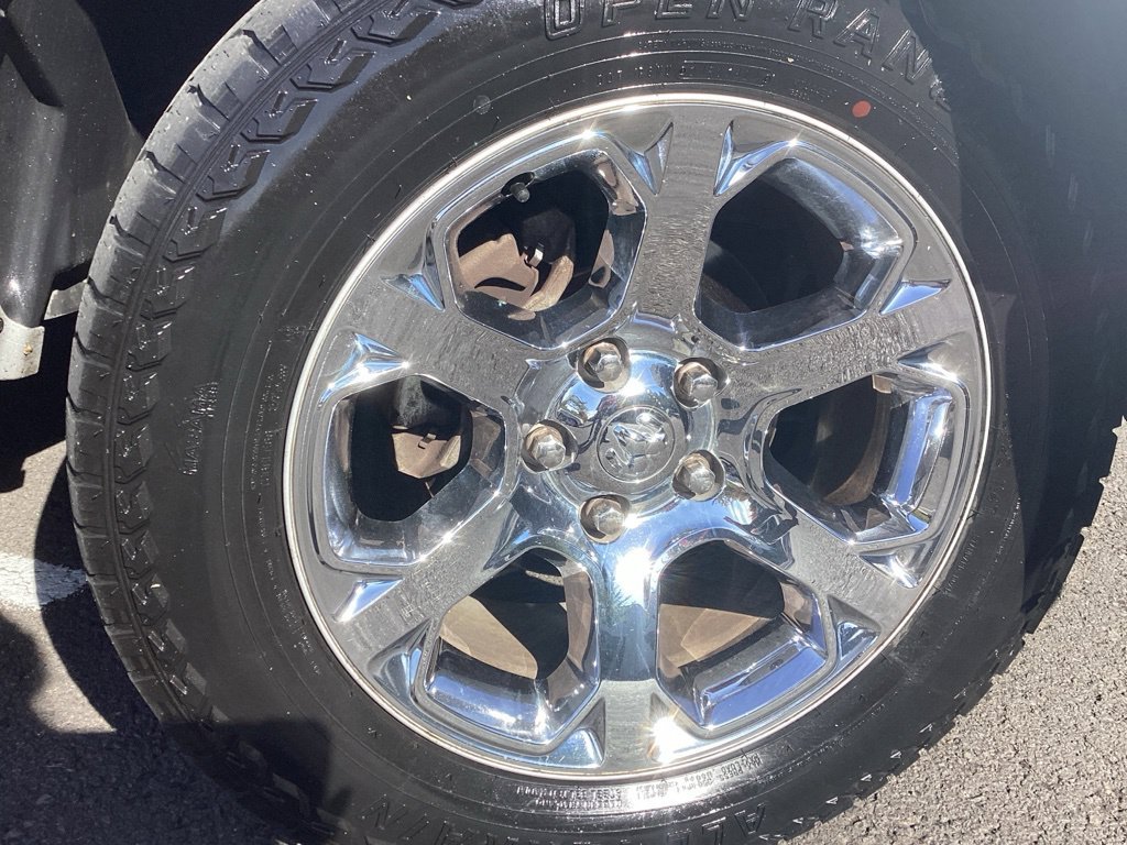 Used 2018 White Ram Laramie image 21