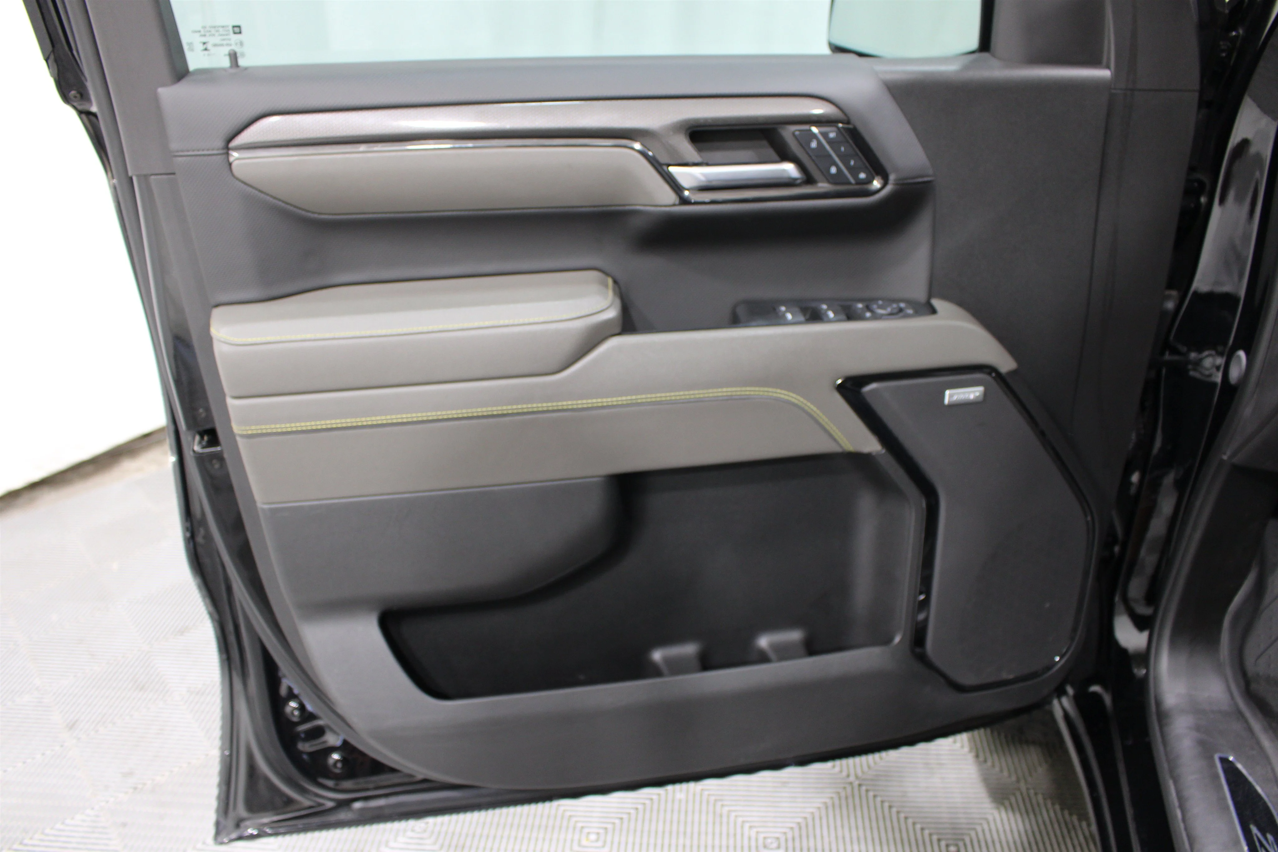 2024 Chevrolet Silverado 1500 ZR2 - Photo 6