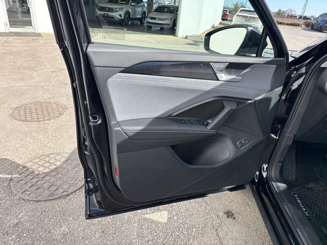 New 2026 Black Pearl Volkswagen 2.0T SE image 14