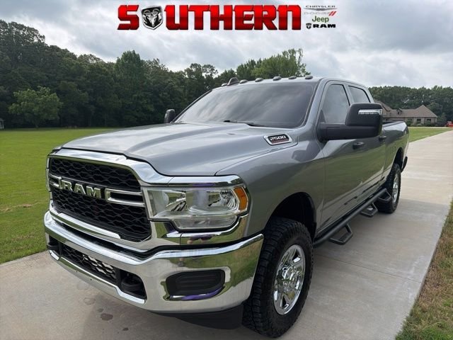 2024 RAM 2500 Tradesman 4X4 Crew Cab SWB's photo