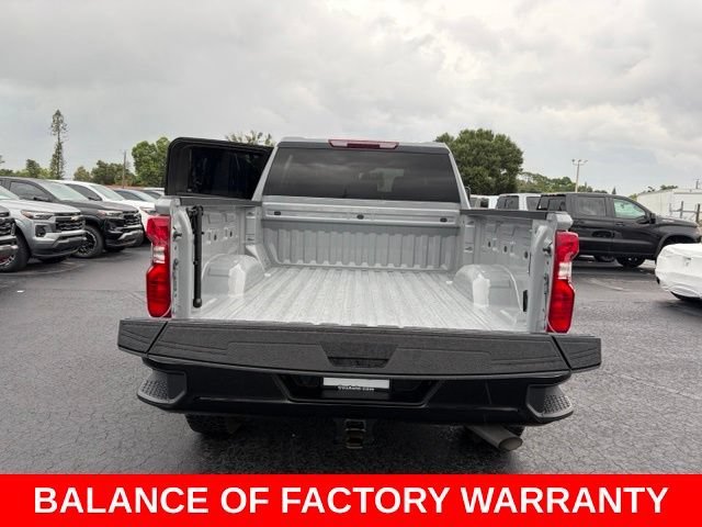 Certified Used 2025 Slate Gray Metallic Chevrolet Custom image 15