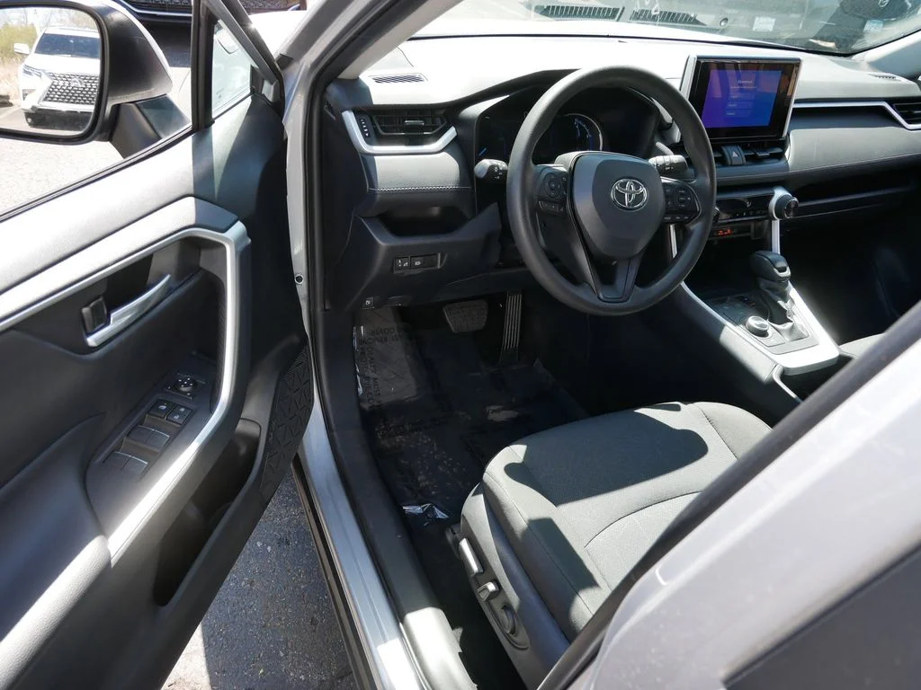 Used 2025 Silver Toyota XLE image 10