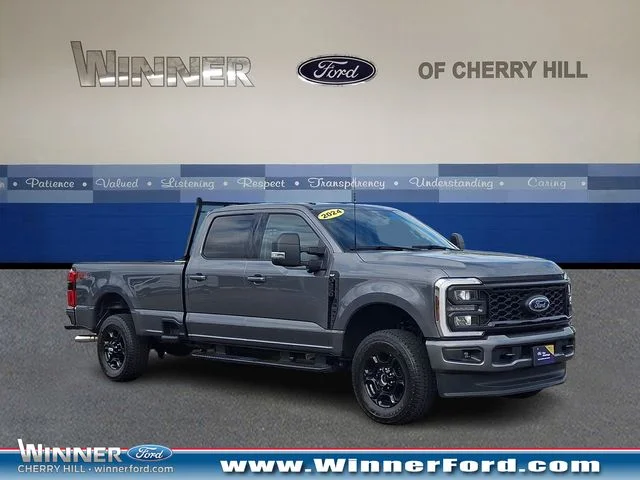 2024 Ford F-250 XLT 4x4 Crew Cab 8' Box's photo
