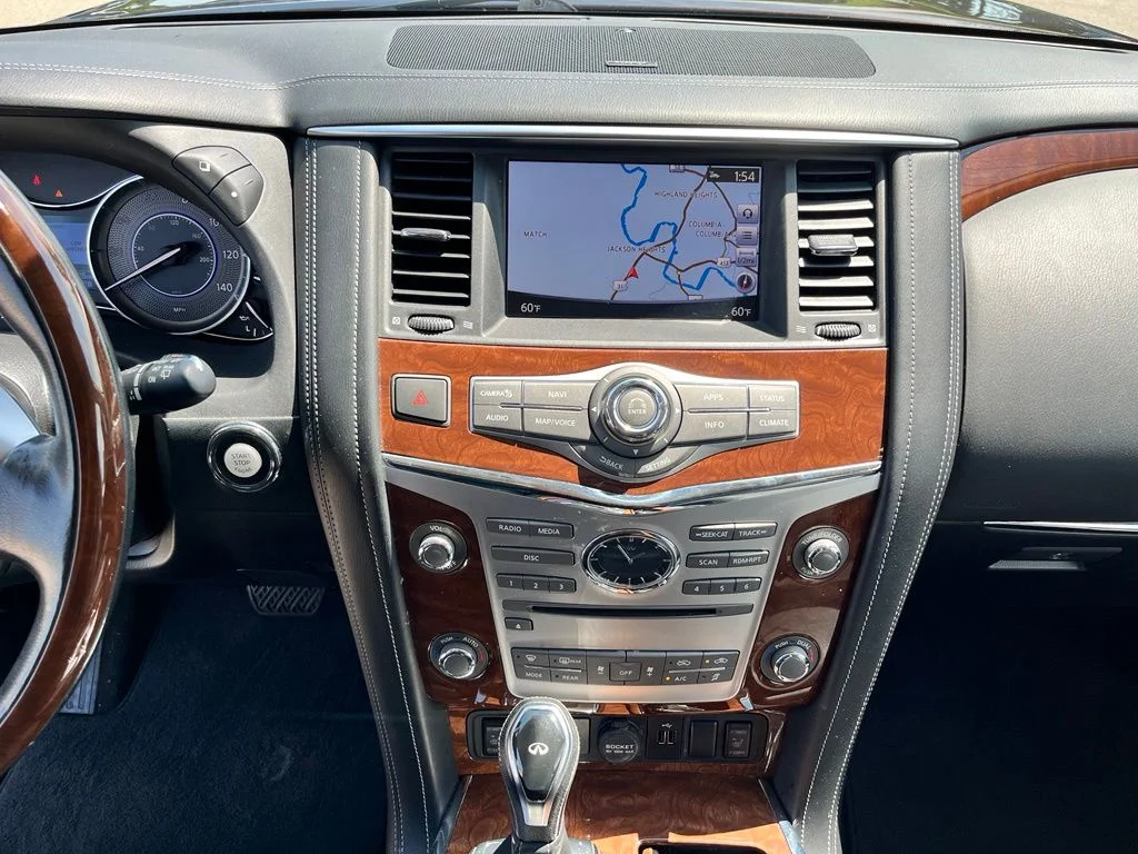 Used 2019 Brown INFINITI LUXE image 19