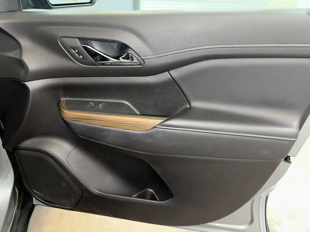 2023 GMC Acadia SLE - Photo 32