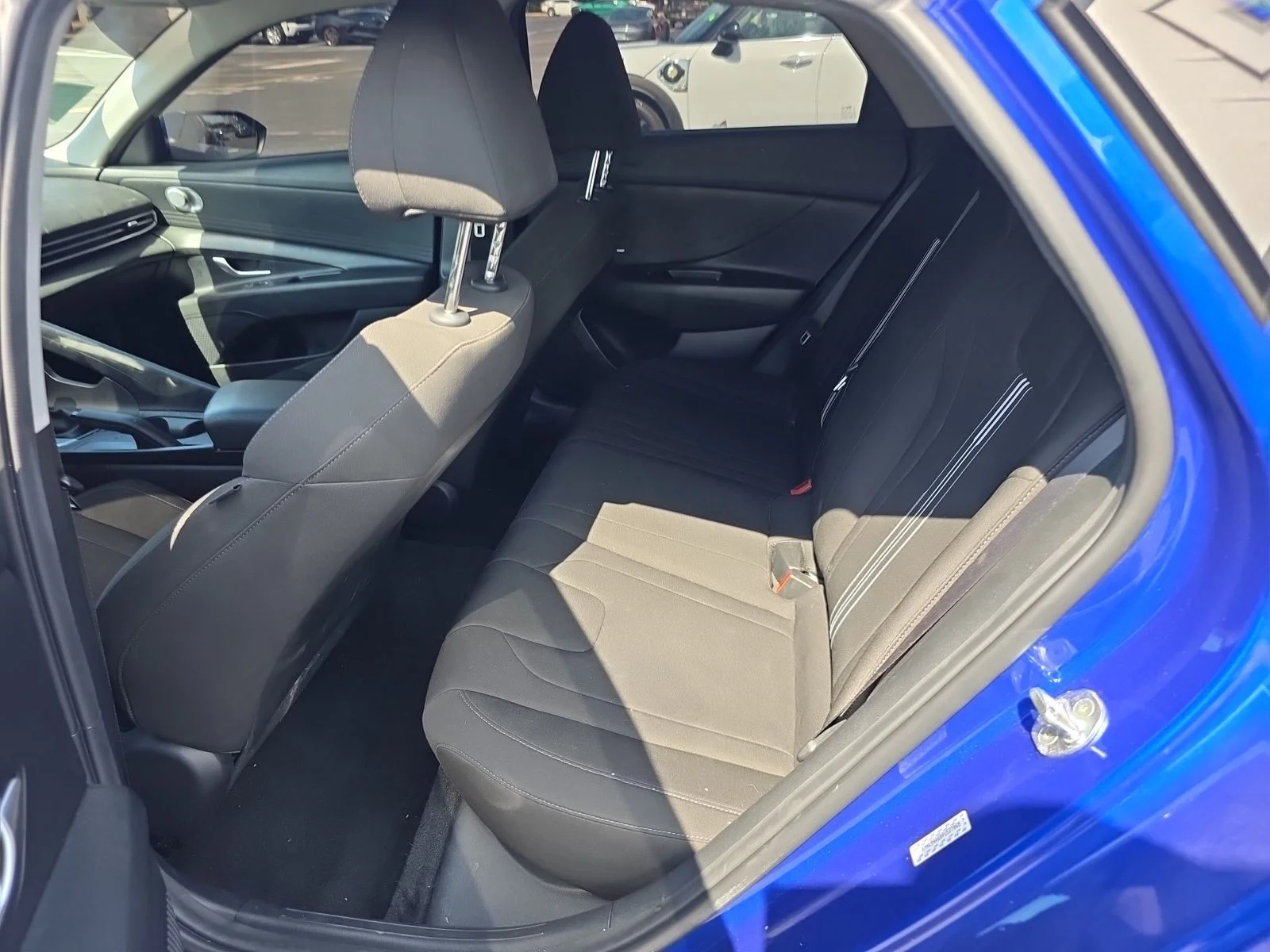 Used 2023 Blue Hyundai SEL image 4