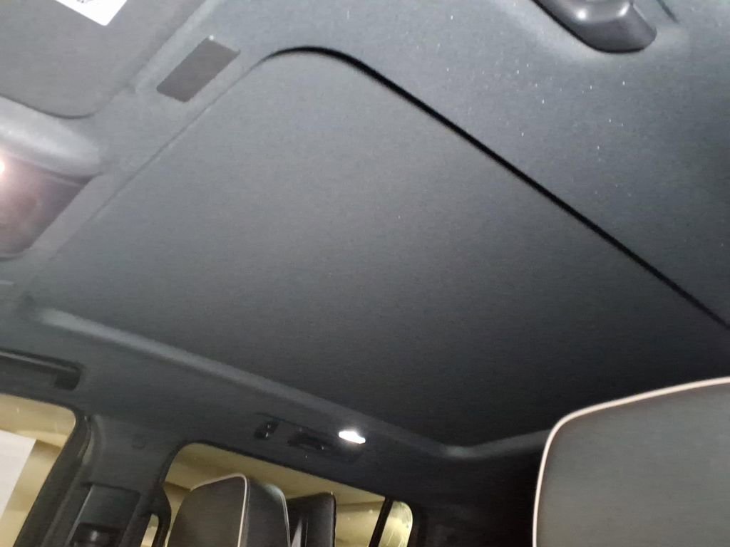 2026 GMC Yukon XL Elevation - Photo 12
