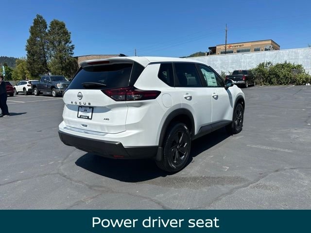 New 2026 White Nissan SV image 3