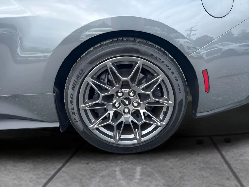 Used 2024 Gray Ford GT Premium image 18