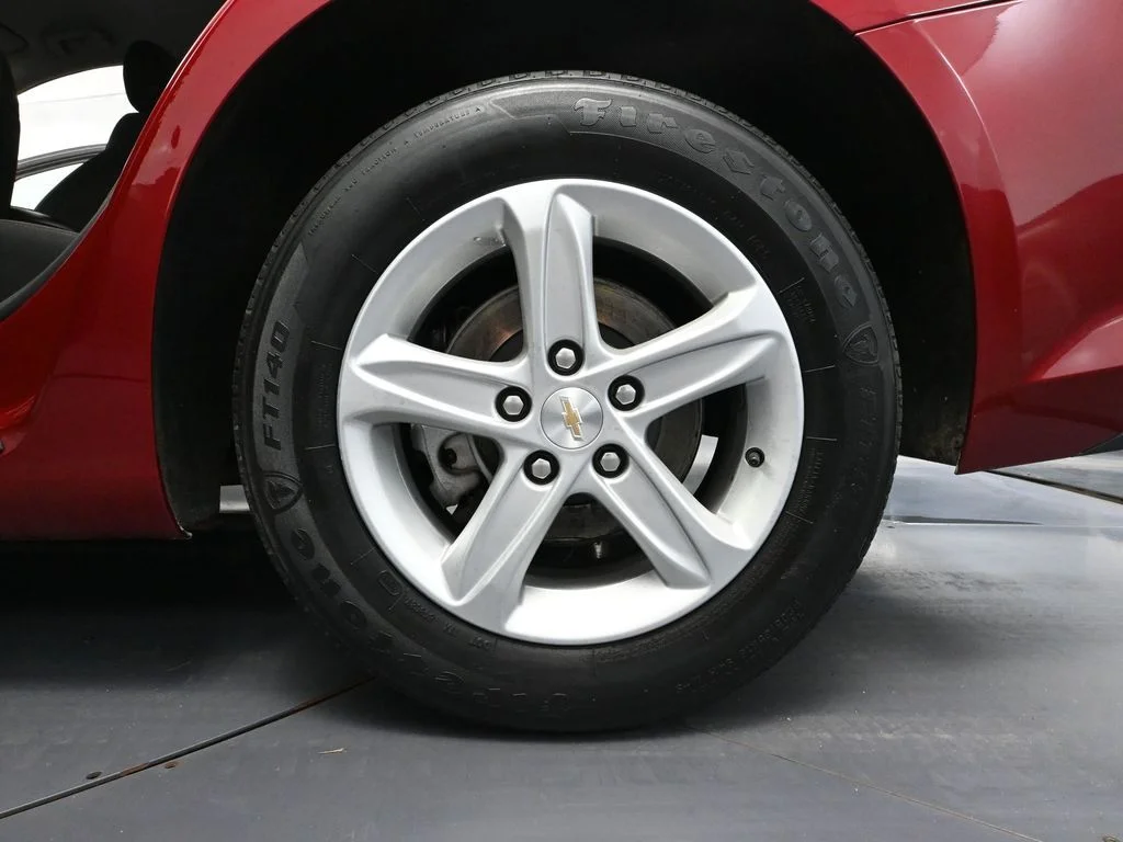 Used 2024 Red Chevrolet LT image 13