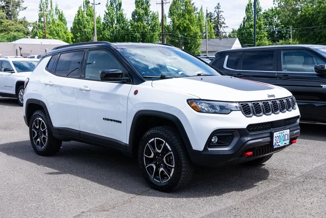 2025 Jeep Compass Trailhawk