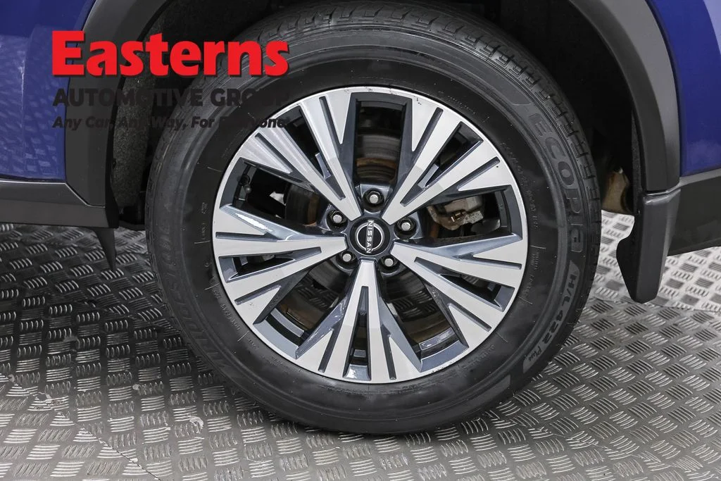 Used 2023 Blue Nissan SV image 35