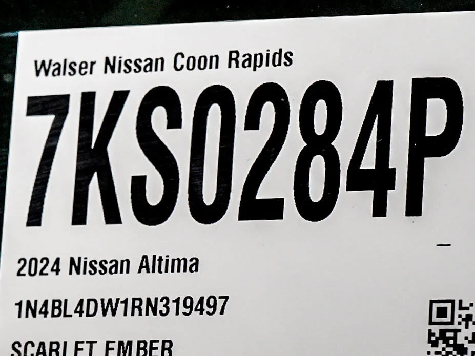 Used 2024 Scarlet Ember Nissan 2.5 SV image 28