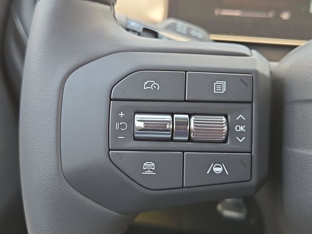 New 2027 Brown Kia X-Line S image 11