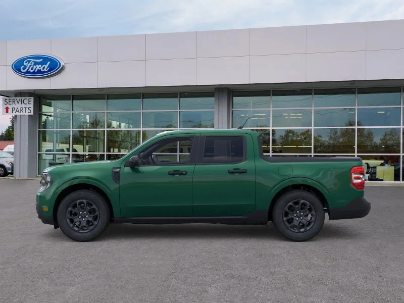New 2025 Eruption Green Ford XLT image 36