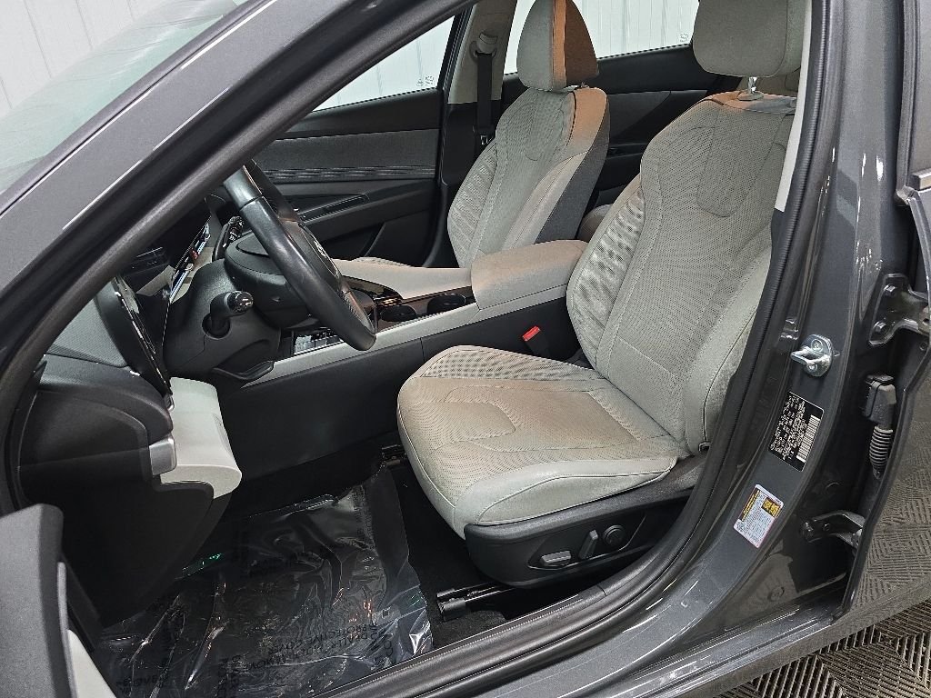 Used 2023 Gray Hyundai Limited image 31