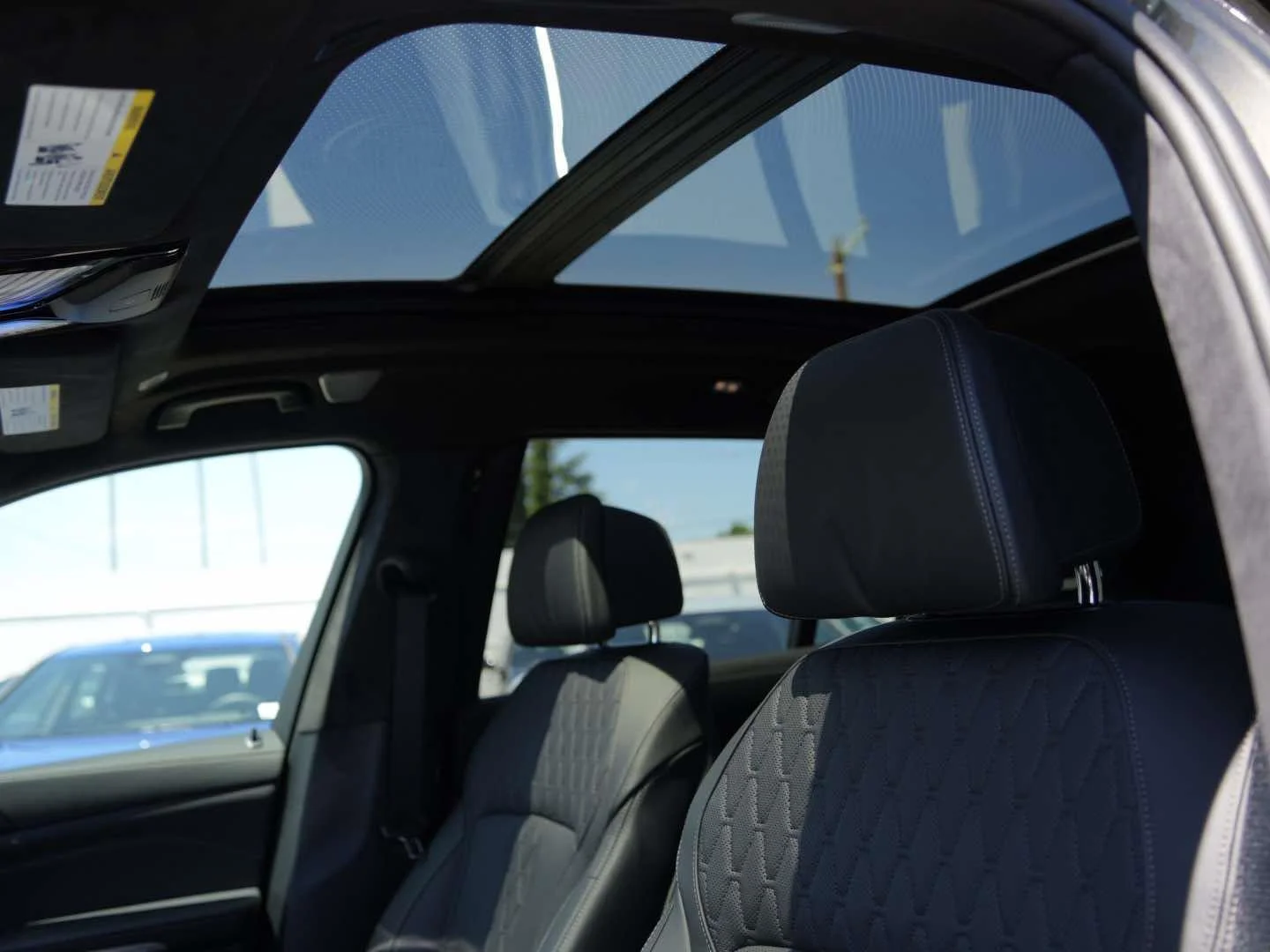 New 2026 ManhattanGreen BMW ALPINA XB7 image 19