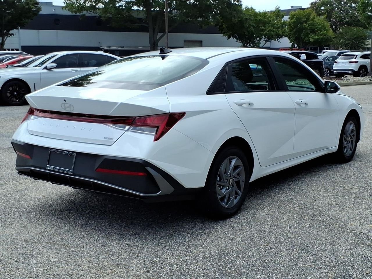 New 2026 Serenity White Hyundai Blue image 8