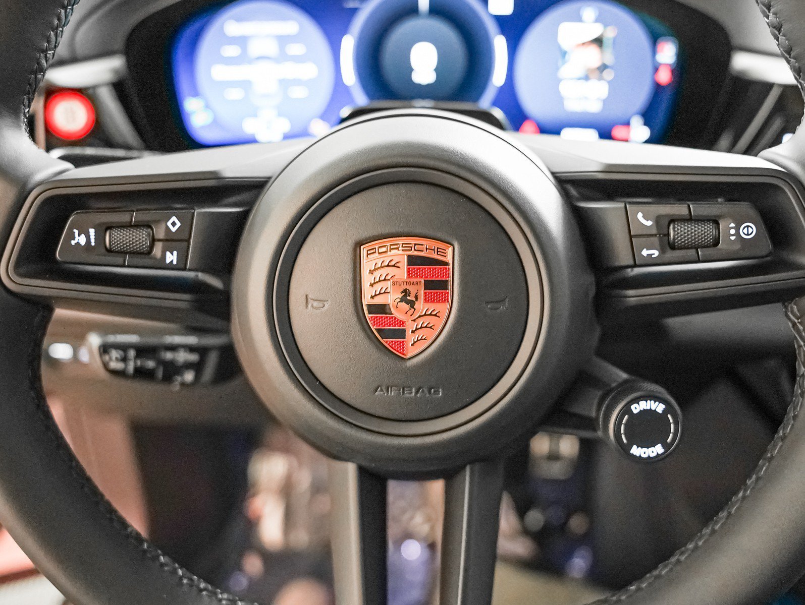 2026 Porsche Macan S - Photo 16
