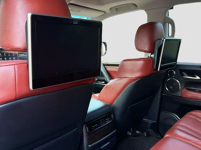 Used 2020 Black Lexus 570 image 26