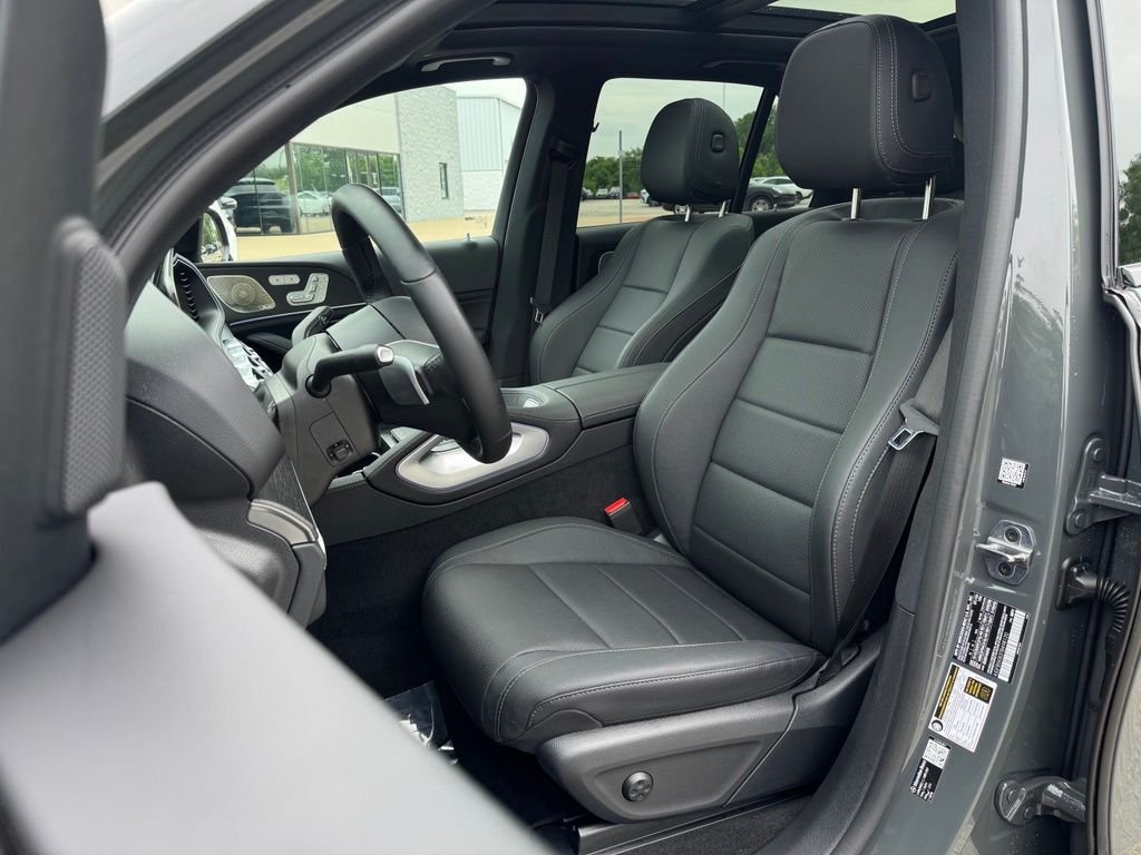 Used 2026 Gray Mercedes-Benz GLE 450 image 5