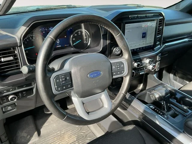 Used 2023  Ford XLT image 9