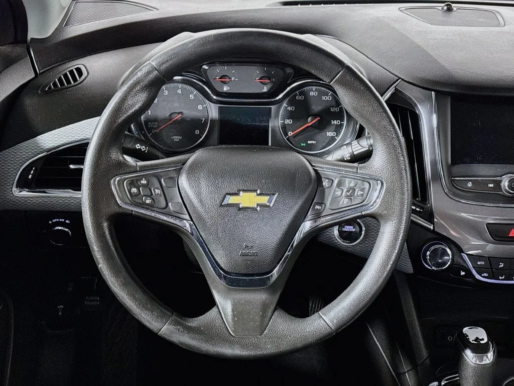 Used 2019 Red Chevrolet LT image 13