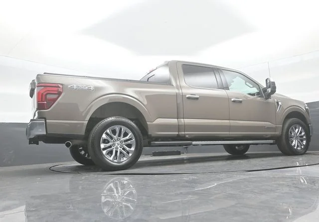 Certified Used 2025 Gray Ford Lariat image 23