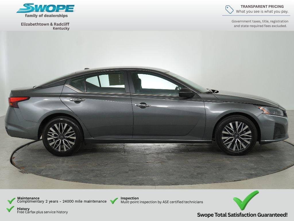 Used 2025 GRAY Nissan 2.5 SV image 3
