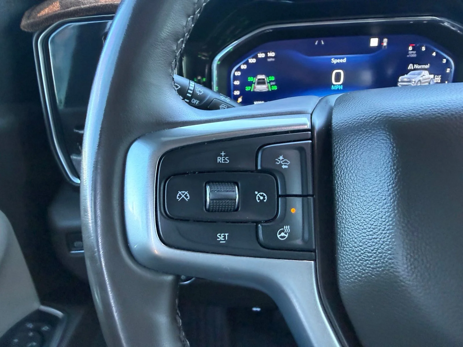 2023 Chevrolet Silverado 1500 LT - Photo 19