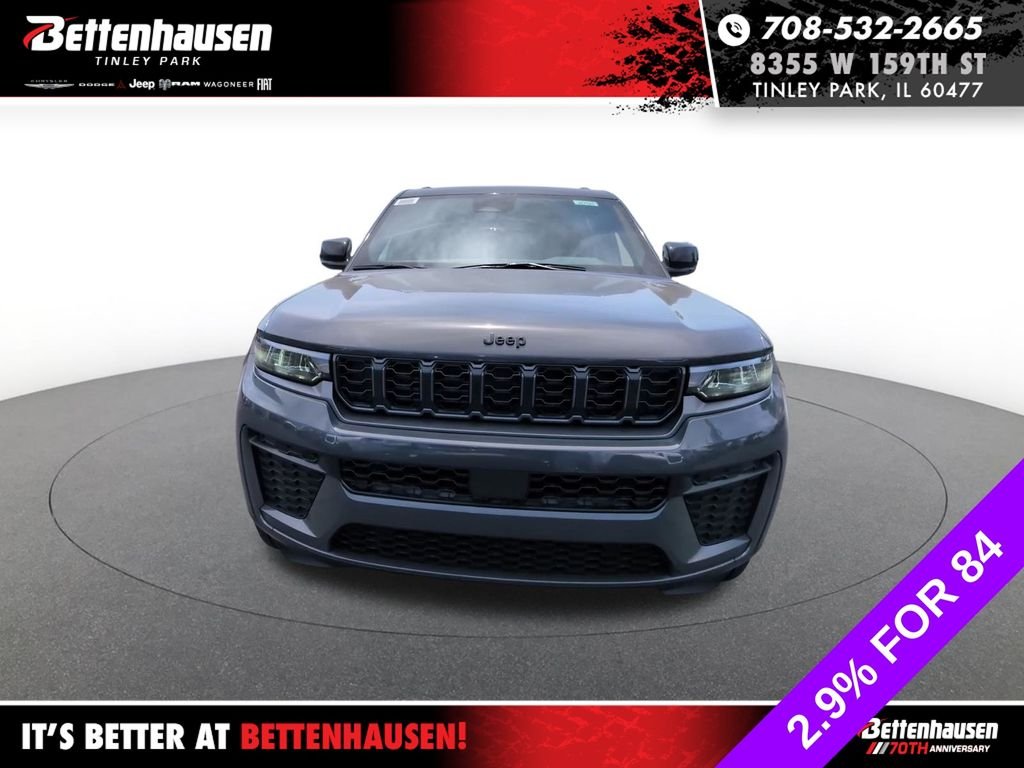 New 2026 Baltic Gray Metallic Clear-Coat Exterior Paint Jeep Altitude image 12