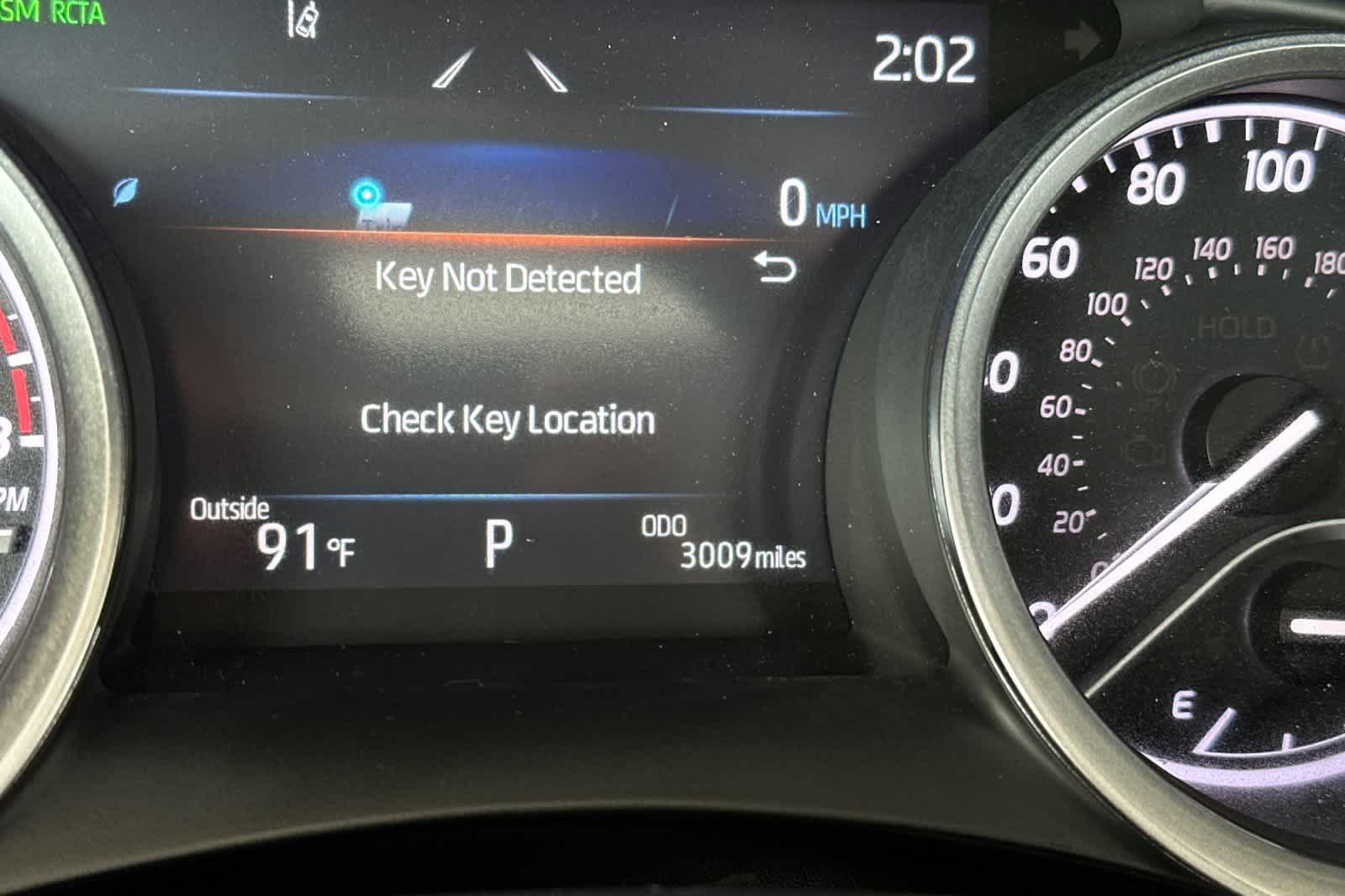 Used 2022 Wind Chill Pearl Toyota XLE image 29