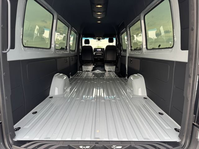 2025 Mercedes-Benz Sprinter Cargo Van Base - Photo 8