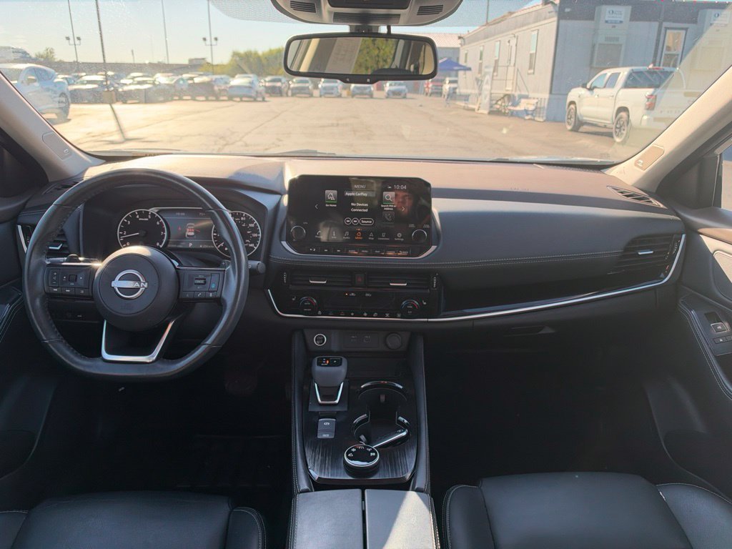 Used 2023 Gray Nissan SL image 18