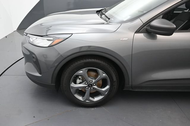Used 2025 Gray Metallic Ford ST-Line image 9