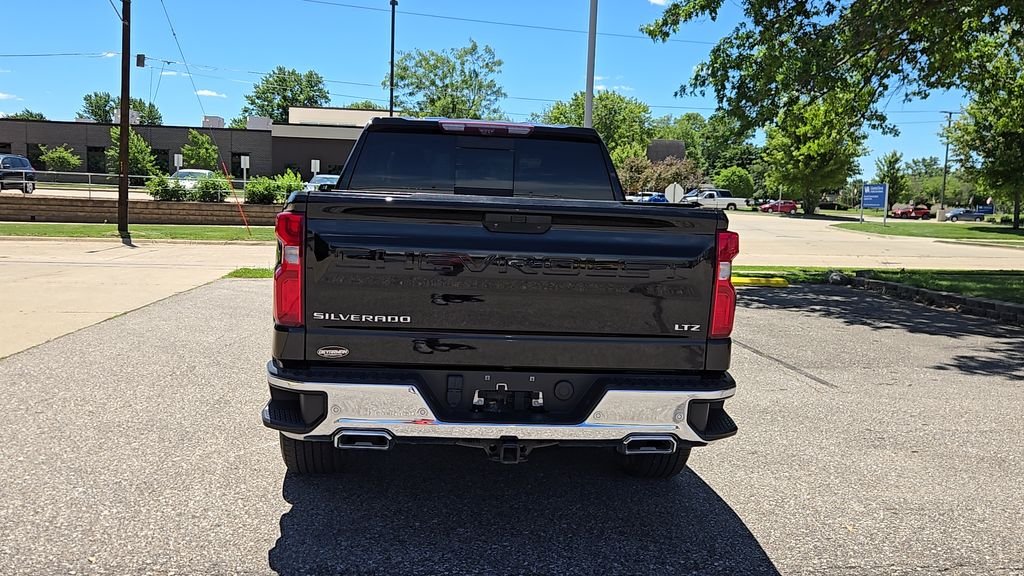 Used 2021 Black Chevrolet LTZ image 34