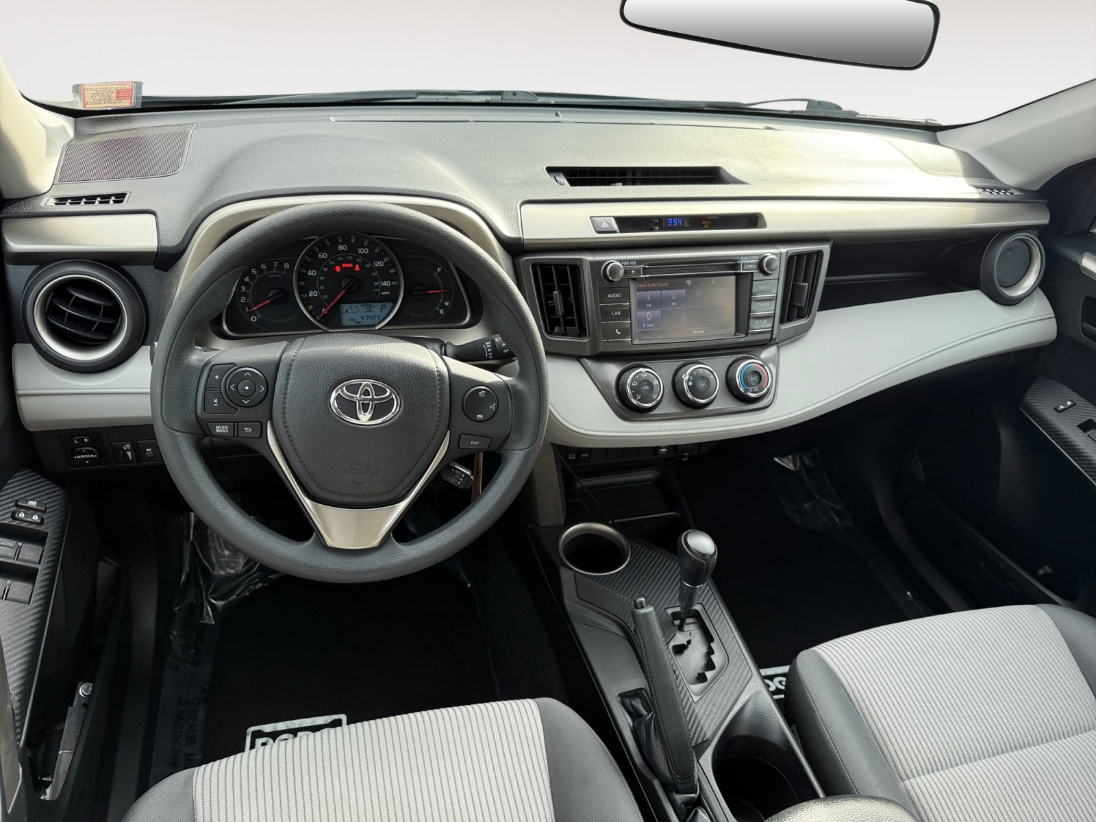 Used 2014 Magnetic Gray Metallic Toyota LE image 15