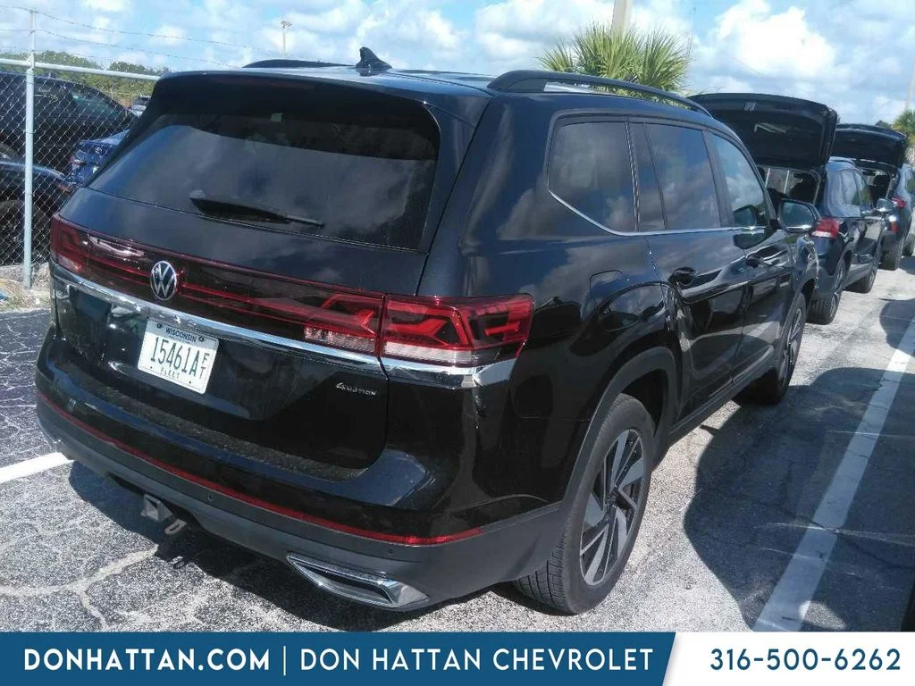 Used 2024 Red Volkswagen 2.0T SE w/Technology image 9
