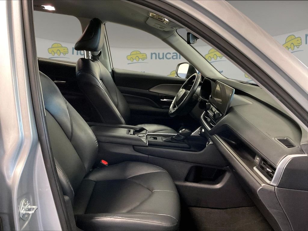 Certified Used 2025 Silver Toyota XLE image 11