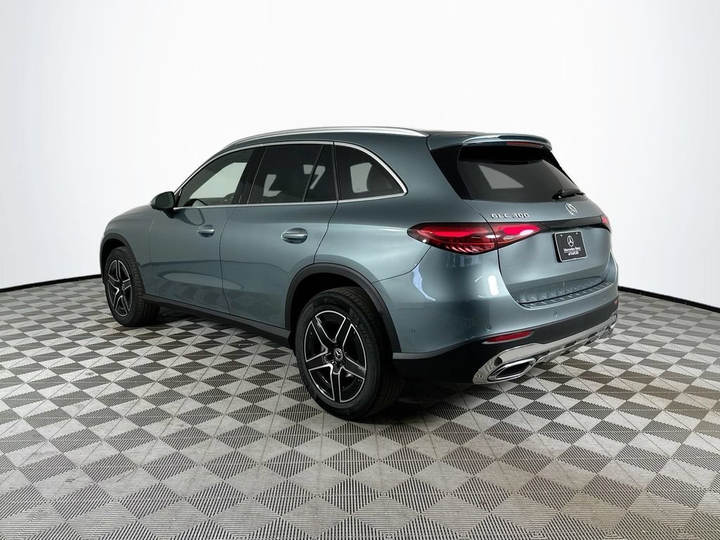 New 2026 Verde Silver Metallic Mercedes-Benz GLC 300 image 39