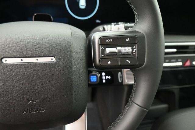 New 2026 Black Hyundai SEL Premium 7P image 18