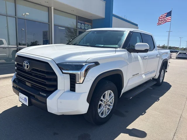 2022 Toyota Tundra SR5