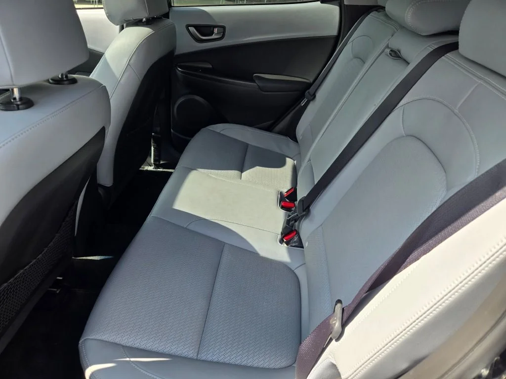 Used 2021 Black Hyundai Limited image 15