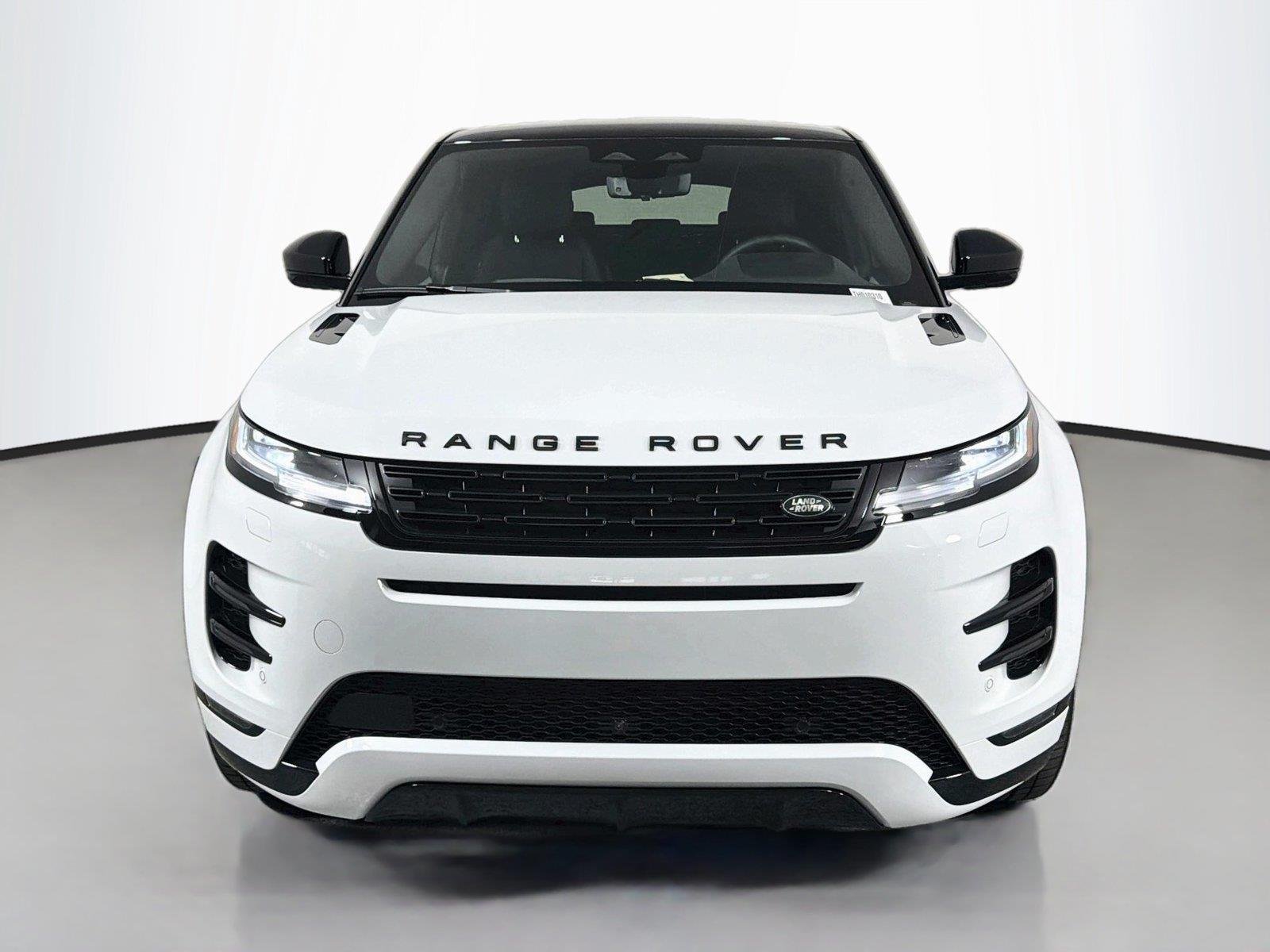 New 2026 Fuji White Land Rover Hoxton Edition image 2