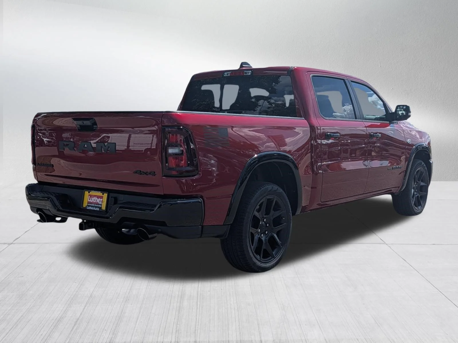 New 2026 Molten Red Pearl-Coat Exterior Paint RAM Laramie image 7