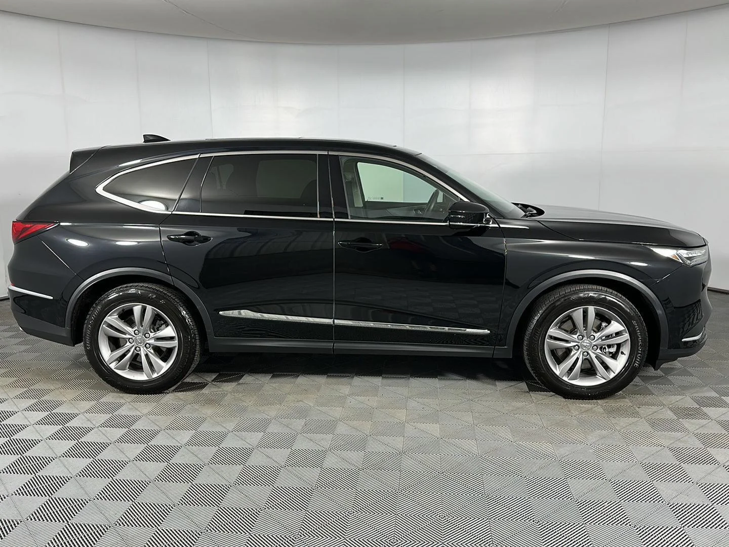 Certified Used 2024 Majestic Black Pearl Acura SH-AWD image 32