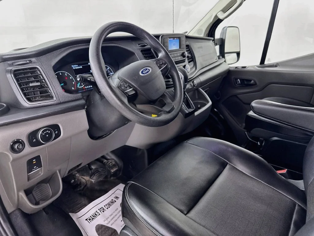 Used 2023 Black Metallic Ford Base image 10