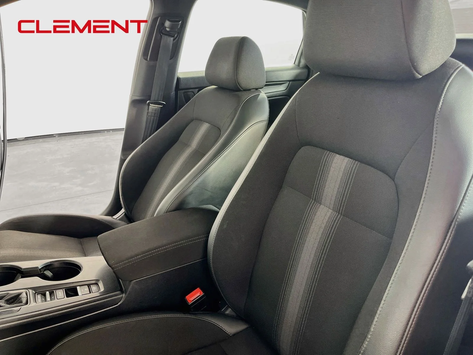 Used 2024  Honda Sport image 26